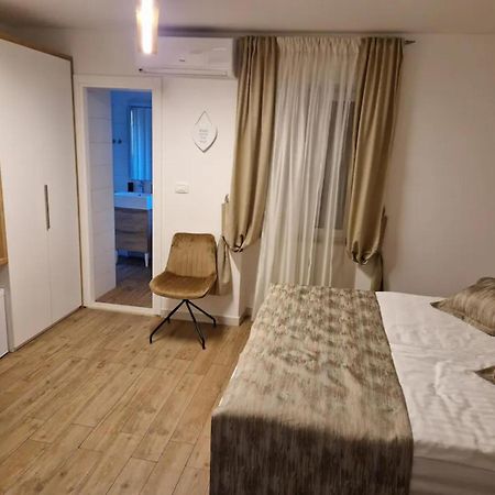 Guesthouse Bepa Split Exteriör bild